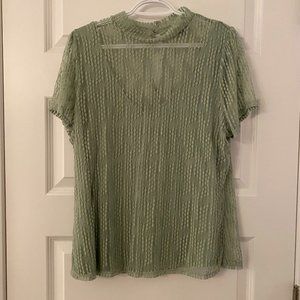Green lace tee